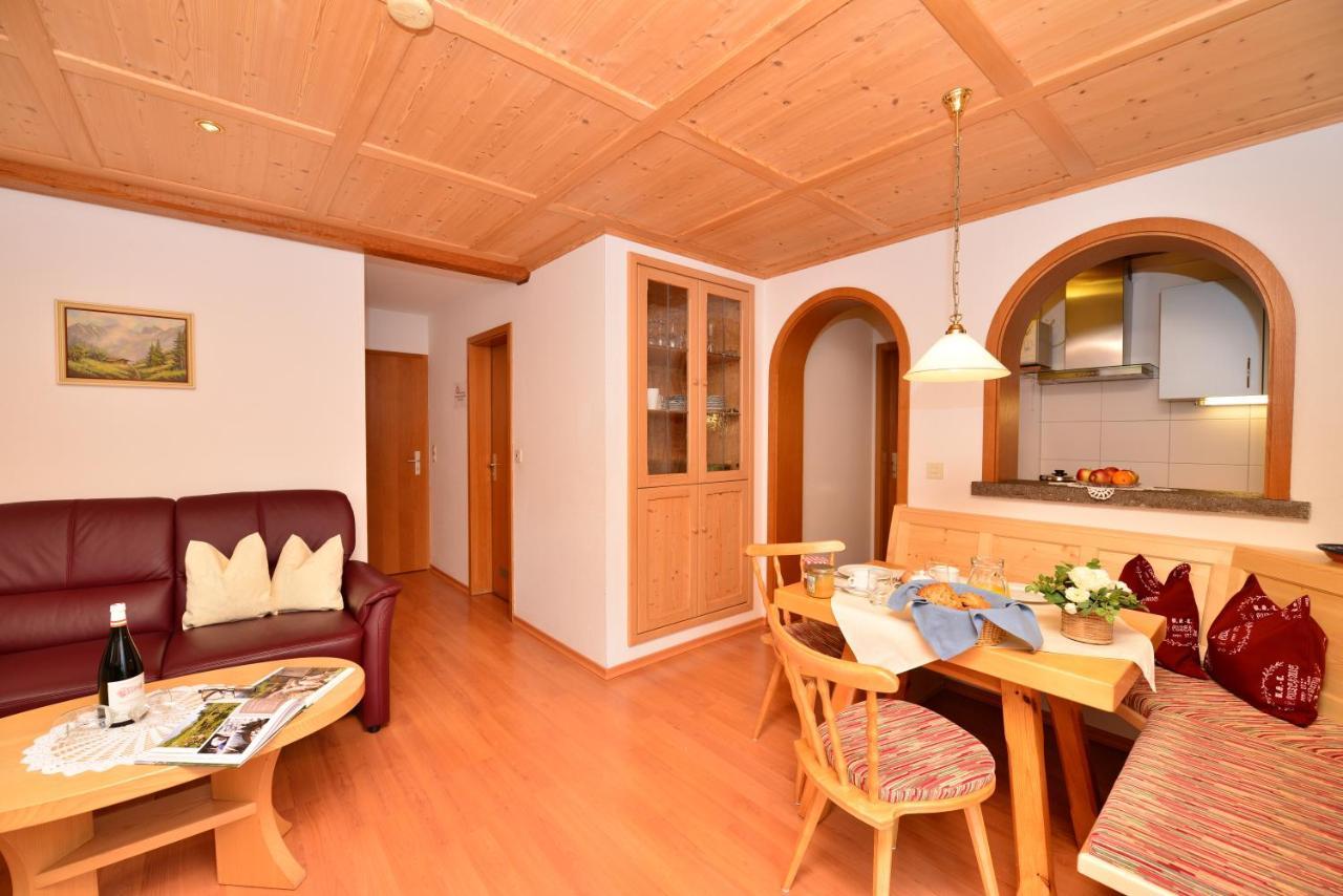 Ferienwohnungen Hennenmühle Bad Hindelang Zimmer foto