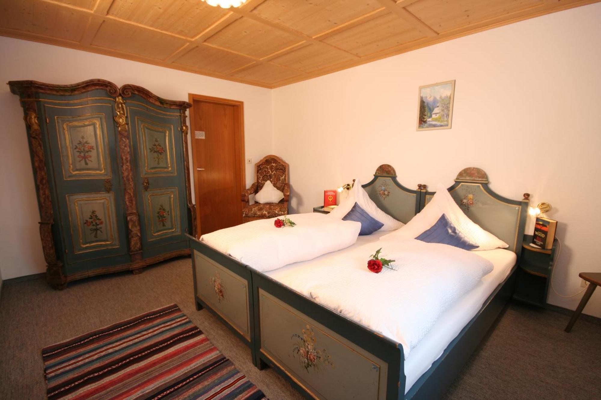 Ferienwohnungen Hennenmühle Bad Hindelang Zimmer foto