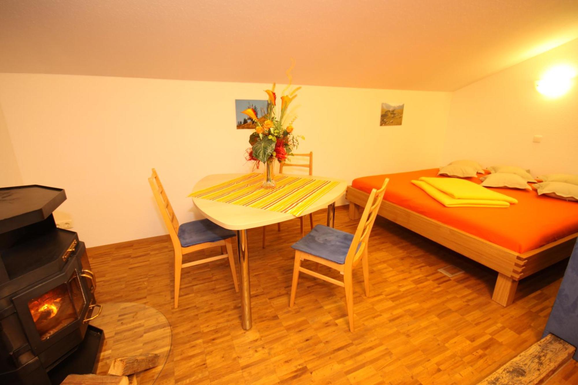 Ferienwohnungen Hennenmühle Bad Hindelang Zimmer foto
