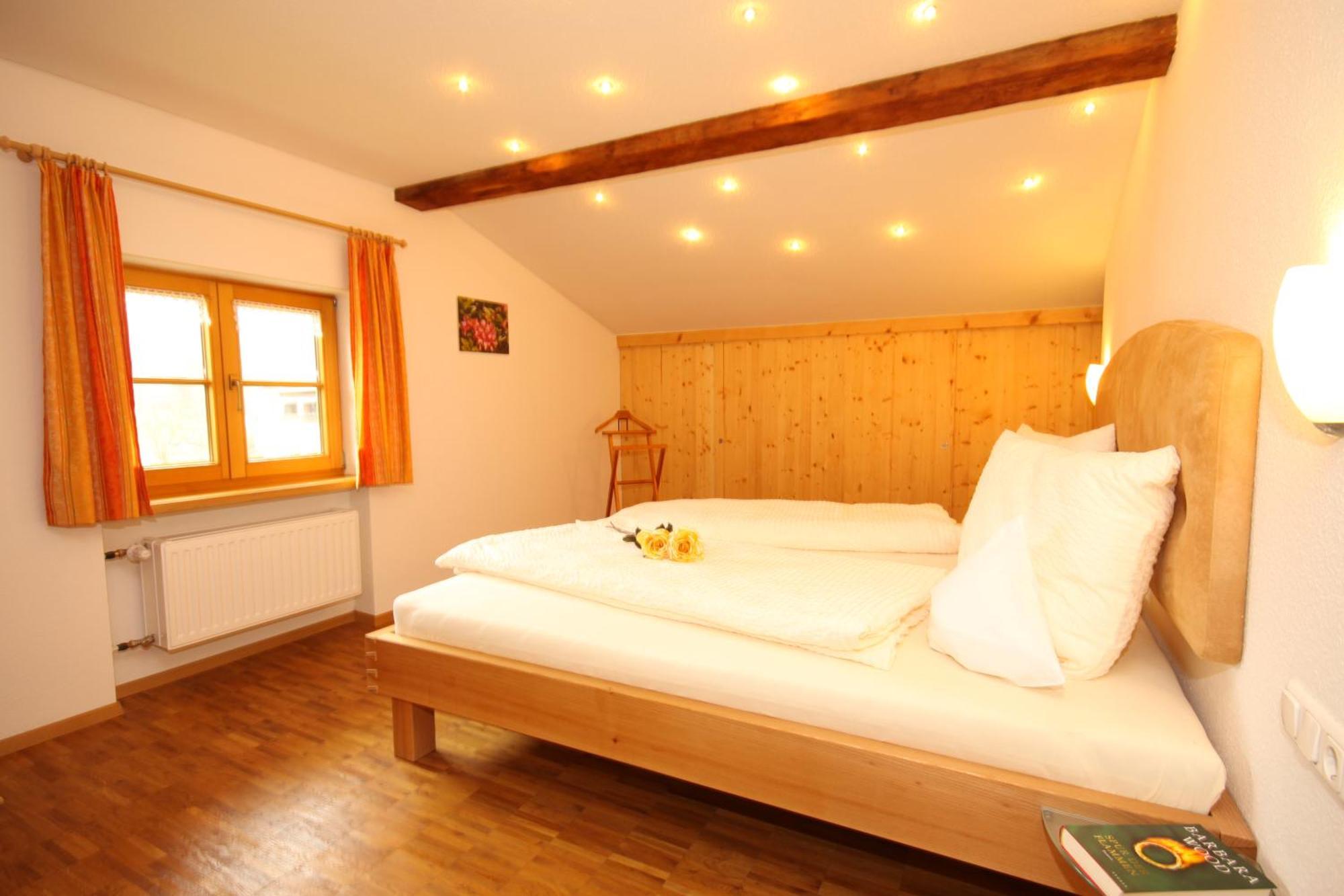 Ferienwohnungen Hennenmühle Bad Hindelang Zimmer foto